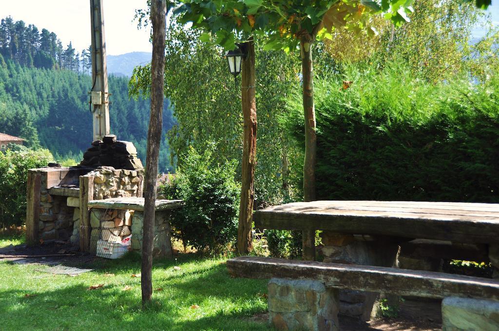 Casa Rural Altzuste Landetxea Zeanuri Exterior foto